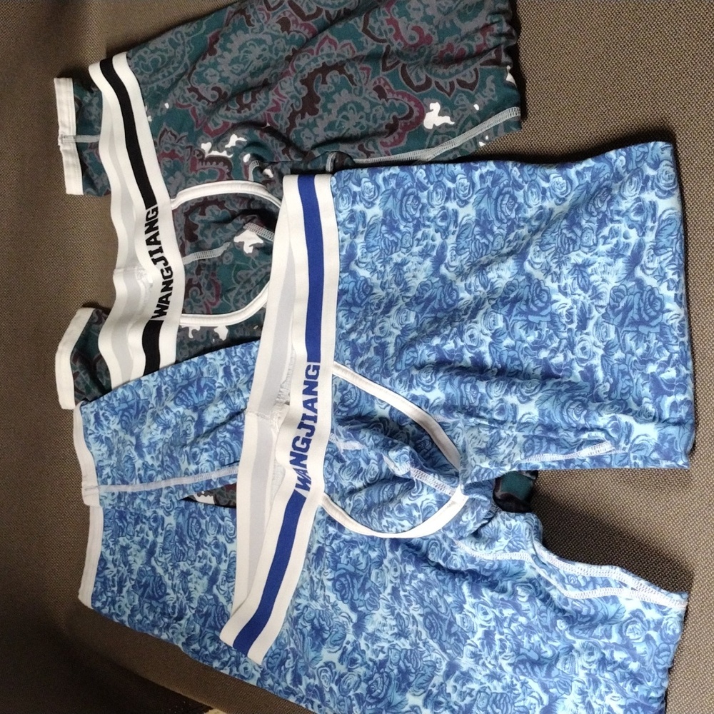 2 WANGJIANG bottoms Sz M